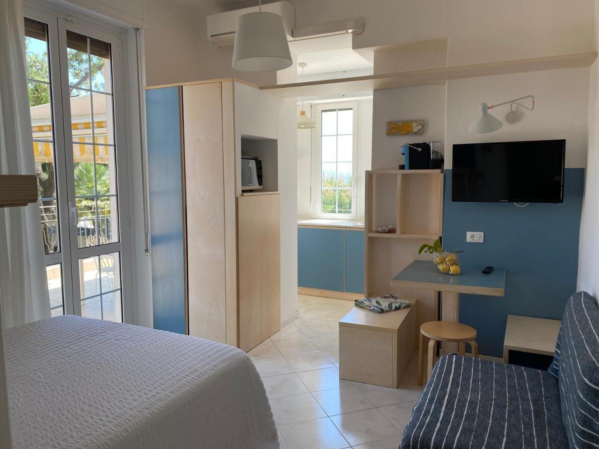 Residence Villa Ombrosa Споторно Екстериор снимка