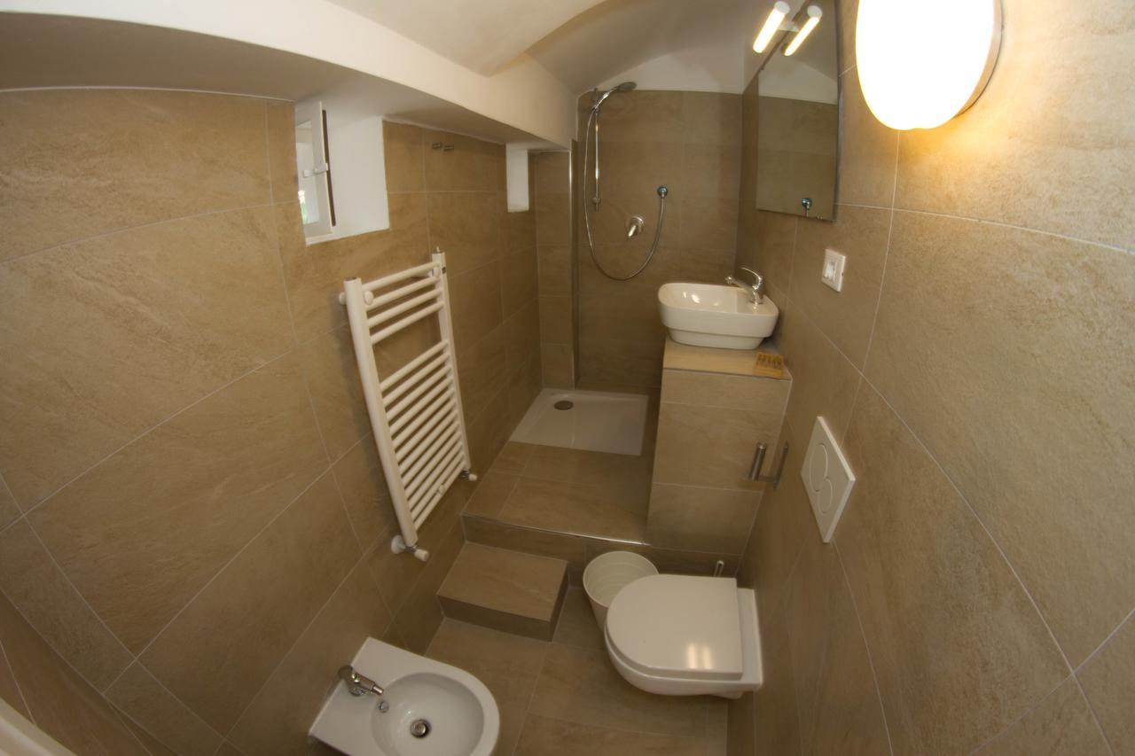 Residence Villa Ombrosa Споторно Екстериор снимка