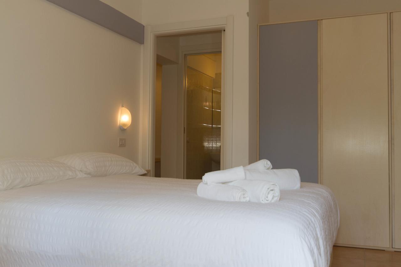 Residence Villa Ombrosa Споторно Екстериор снимка