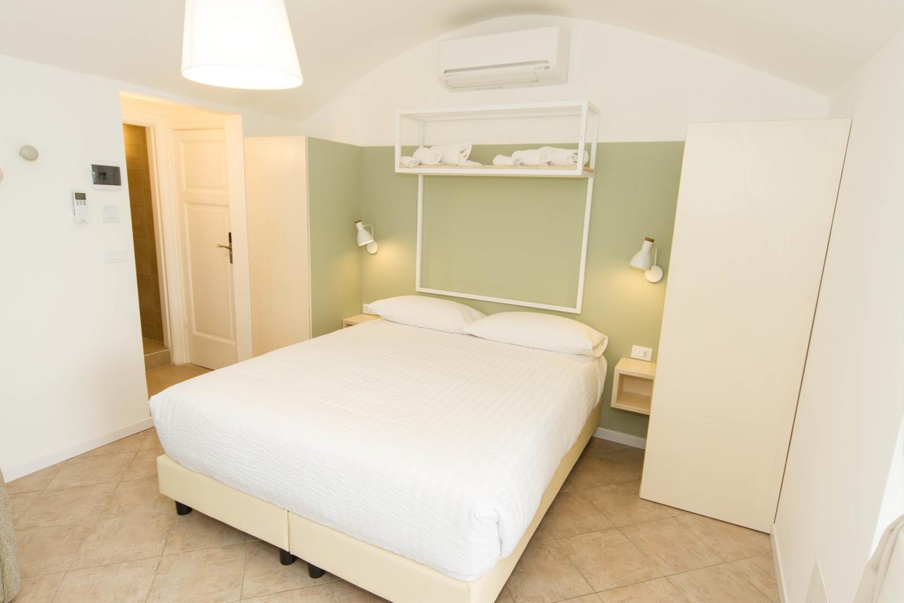 Residence Villa Ombrosa Споторно Екстериор снимка